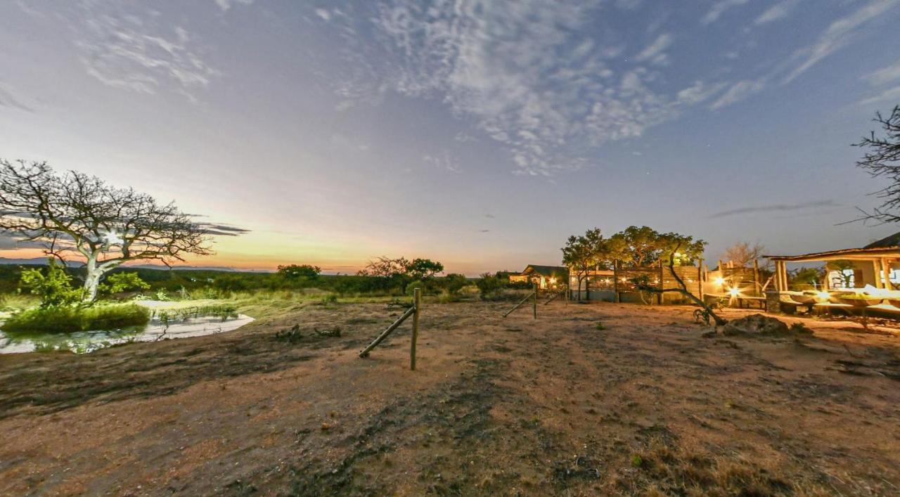 Imagine Africa Luxury Tented Camp バルレ・ゲーム・リザーブ エクステリア 写真